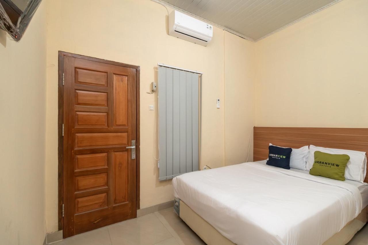 Urbanview Hotel Salsabilah Palembang Bagian luar foto