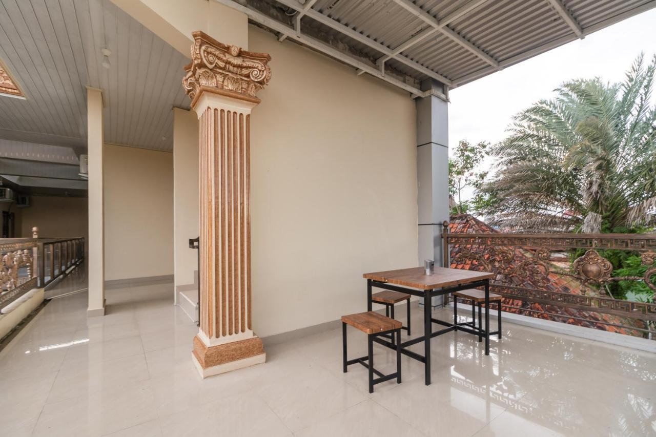 Urbanview Hotel Salsabilah Palembang Bagian luar foto