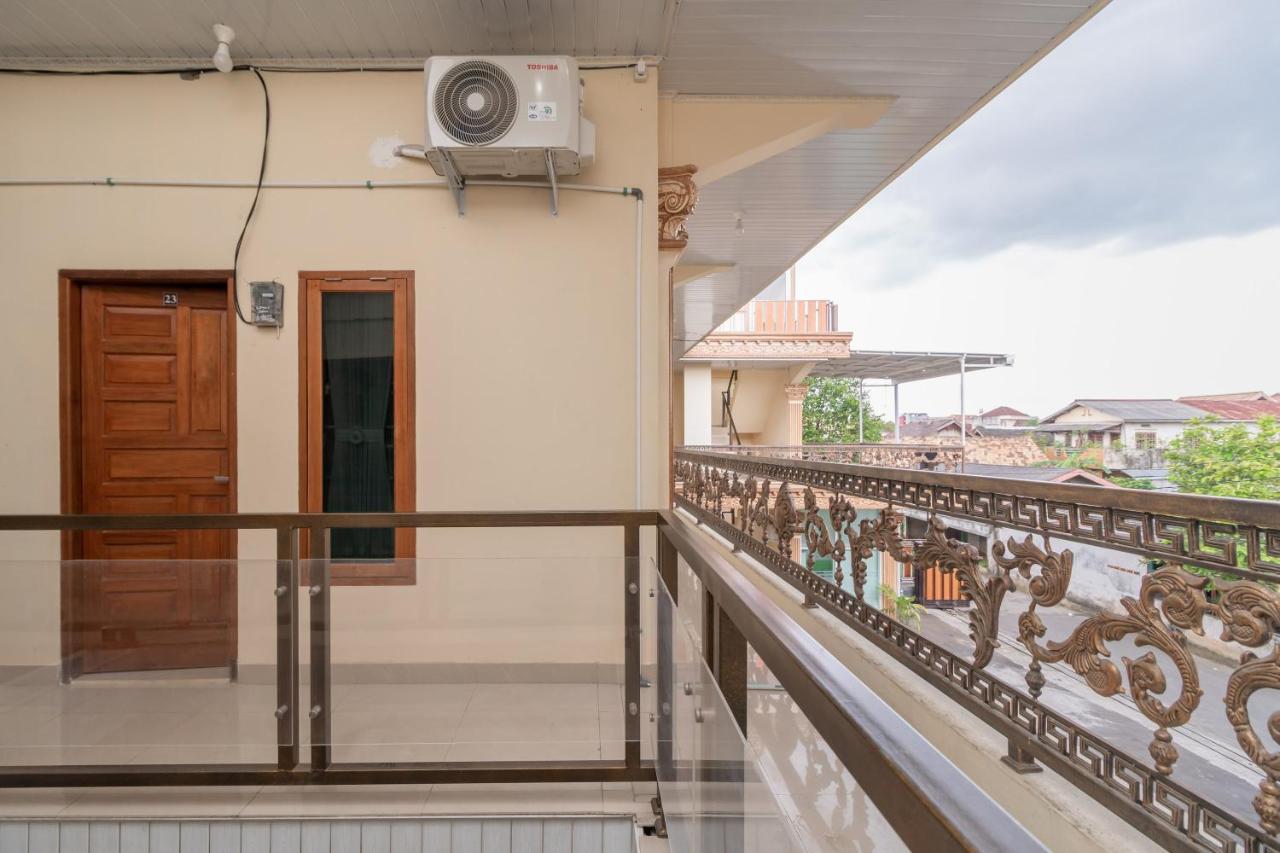 Urbanview Hotel Salsabilah Palembang Bagian luar foto