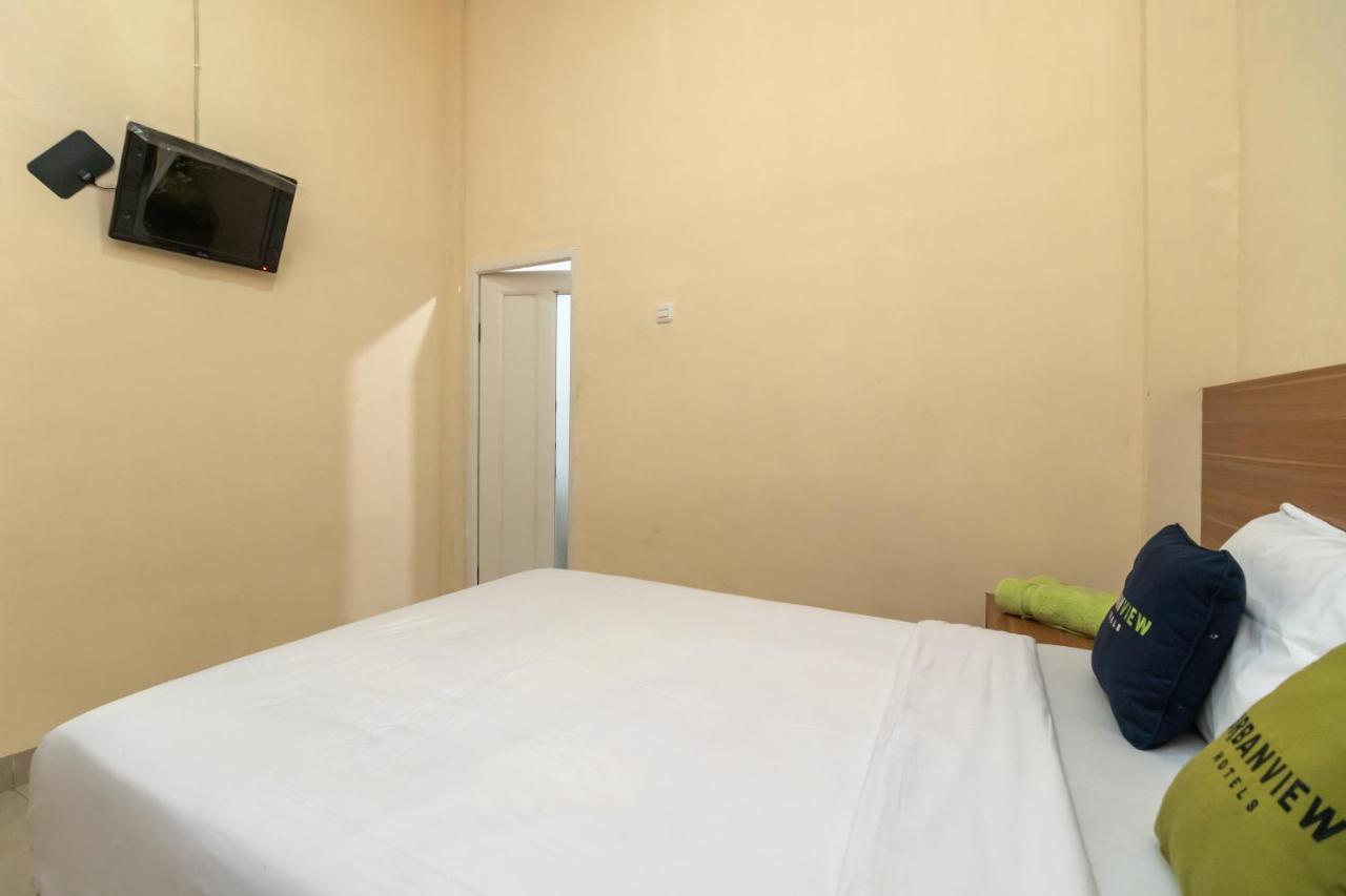 Urbanview Hotel Salsabilah Palembang Bagian luar foto